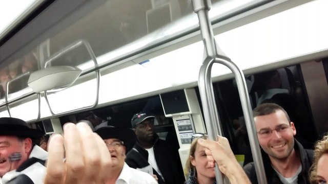 Arrivées supporters de Brest à Bercy - Finale Coupe de France Handball 2016