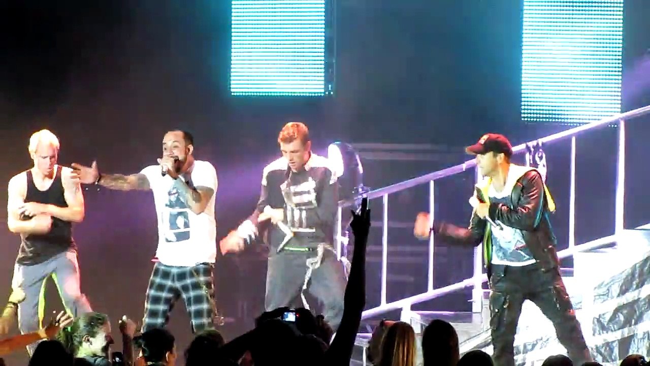 2010-06-17 - Backstreet Boys - This Is Us Tour - Straight Through My Heart