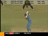 Shoaib Akhtar vs Sachin Tendulkar in 2004 Rawalpindi