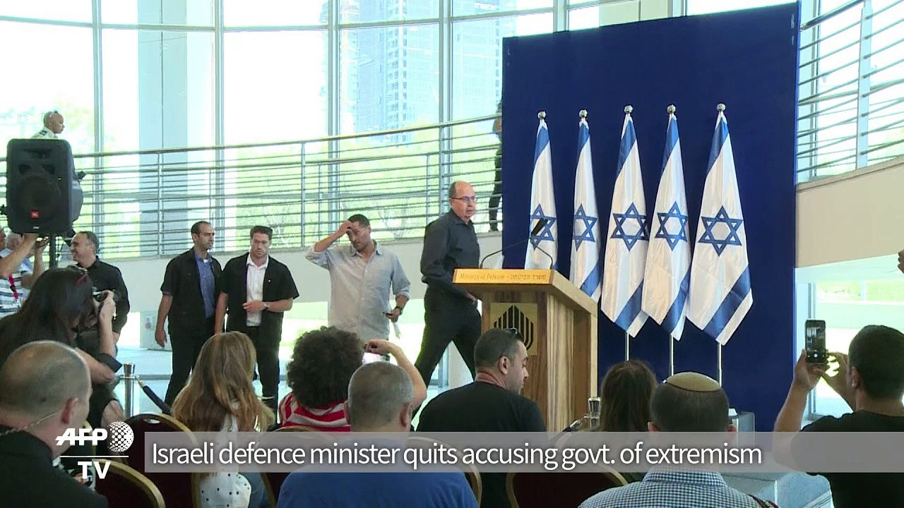 Israel defence minister quits accusing govt of extremism