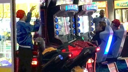 Justin Bieber PLAYS Video Games before Movie