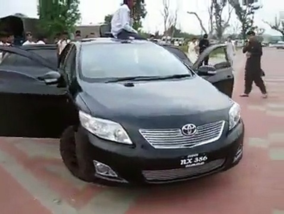 754439_465808440168058_571893235_n