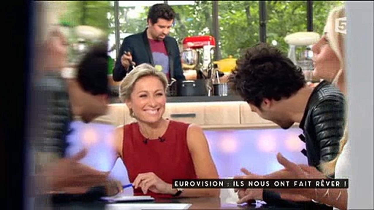 Amir réagit pour la première fois à la prestation d'Elodie Gossuin à l'Eurovision dans "C à vous" - Regardez