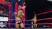 WWE The Shining Stars vs. des athlètes locaux: Raw, 16 mai 2016