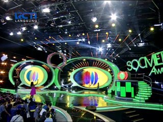 [1080p] Melody JKT48 Membacakan Nominasi @ Socmed Awards 2016