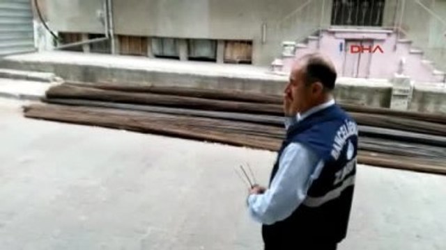 Bahçelievler'de Yıkılma Tehlikesi Olan Bir Bina Boşaltıldı