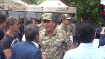 Şehit Piyade Sözleşmeli Er Mehmet Demir'in Cenazesinde Vali Güvençer Fenalaştı