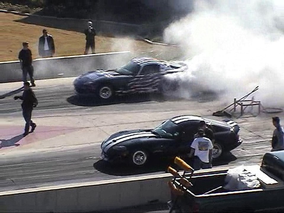 Heffner Performance Dodge Viper 1000 HP Vs. Dodge Viper GTS