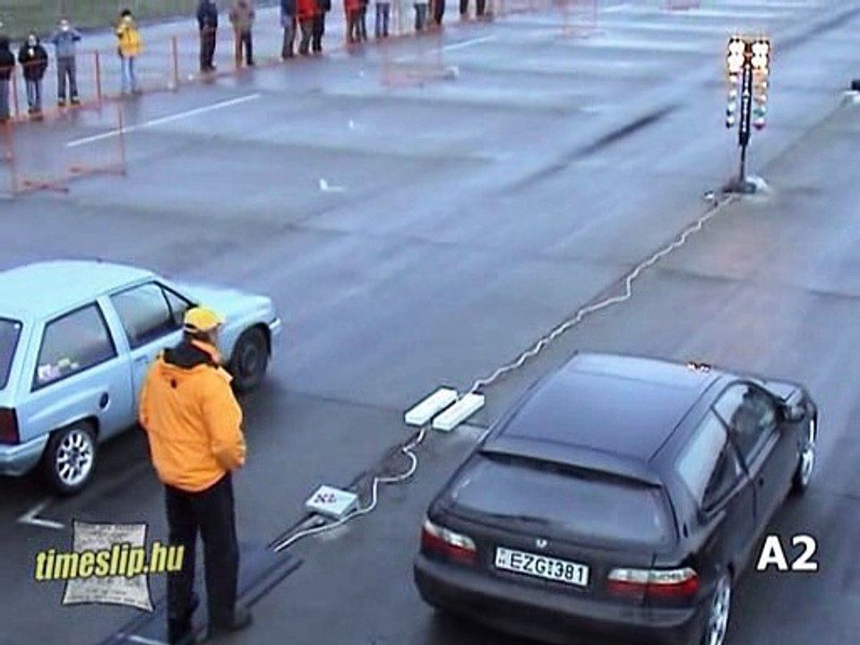 Honda Civic 1.6 Turbo Vs, Opel Corsa Turbo