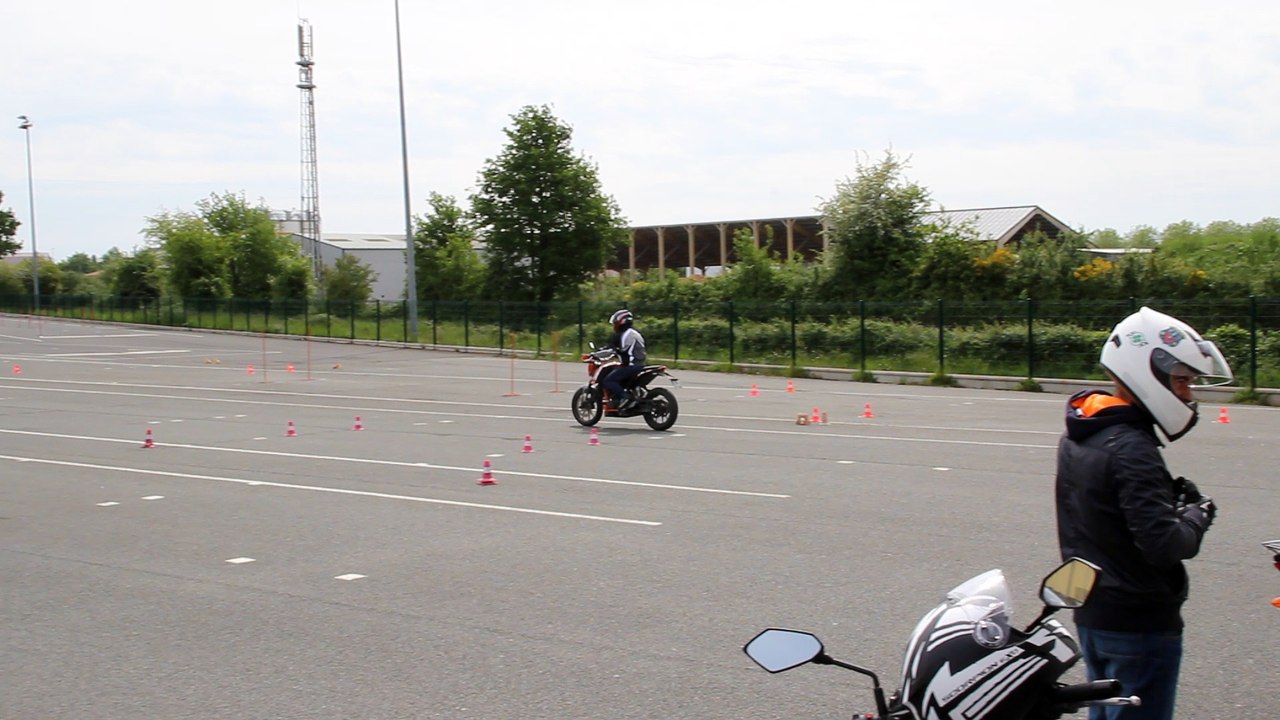 Le grand Duc Leçon moto