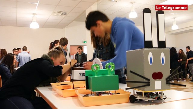 Loudéac. Les collégiens s'affrontent par robots interposés !