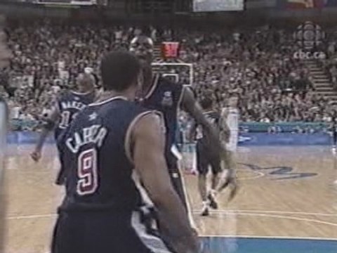 Bloopers - NBA - Vince Carter's Olympic Dunk over 7'2'' Fren