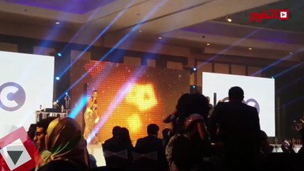 أحمد فهمي يتسلم جائزة Talent Award في حفل الميما (اتفرج)