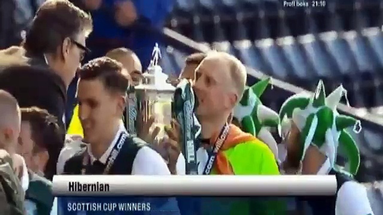 Hibernian players and fans celebration  Scottish Cup winners   Rangers 2-3 Hibernian  21-05-2016 HD