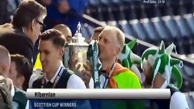 Hibernian players and fans celebration Scottish Cup winners Rangers 2-3 Hibernian 21-05-2016 HD