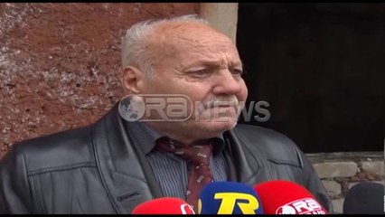 Ish të burgosurit vizitojnë burgun e Spaçit, mes lotëve kujtojnë vuajtjet - Ora News