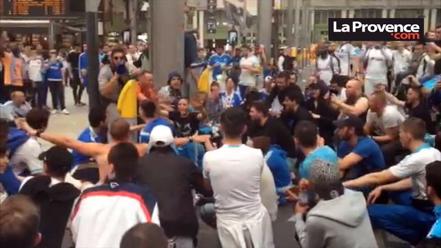 OM-PSG : les Marseillais chantent sur le chemin du stade de France