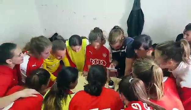 Victoire 6 à 1 de l'EJA cet après midi pour les filles de l'EJA , cela valait bien un petit cri