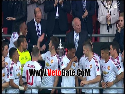 لحظات تتويج مانشستر يونايتد بكأس الاتحاد الانجليزى