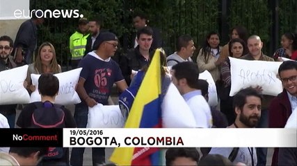 Pillow fight for peace