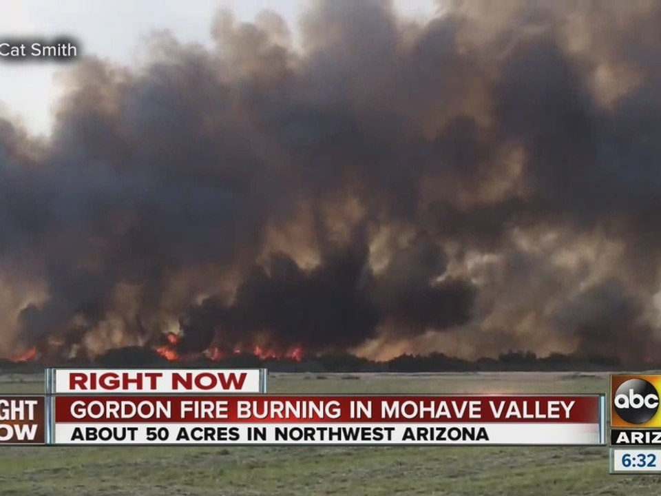Gordon Fire burning in Mohave Valley