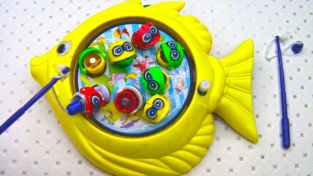 Oyuncak Balık Tutma Oyunu Çocuklar için Eğlence