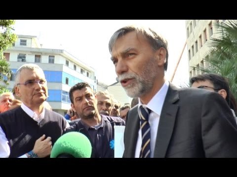 Napoli - Porto, Delrio ai lavoratori: Entro l'estate una nuova governance (18.05.16)