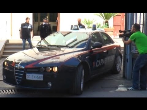 Ercolano (NA) - Spaccio vicino agli Scavi, 7 arresti contro clan Ascione-Papale (17.05.16)