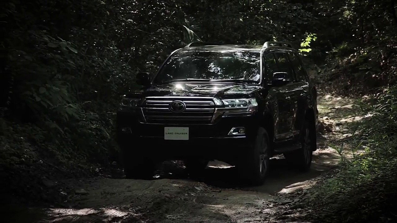 Bán xe Land Cruiser 2017 giao ngay - 0904.77.69.86