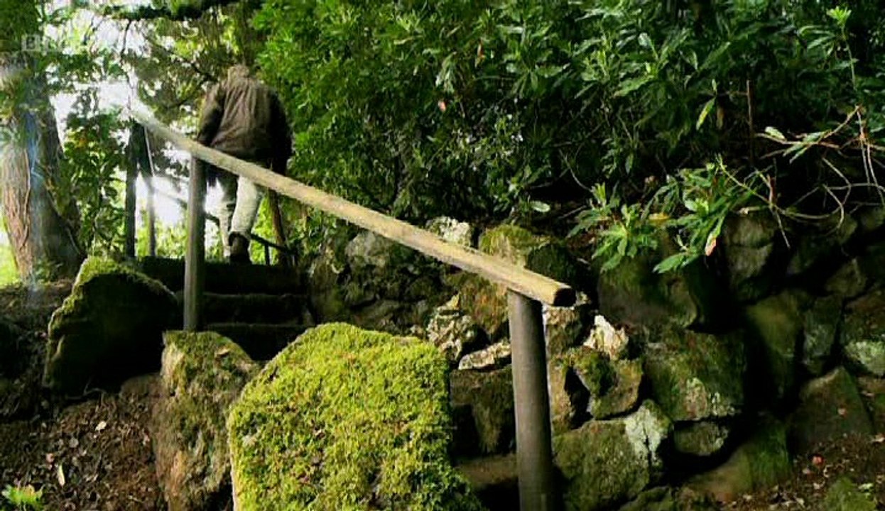 Great British Railway Journeys  S02E09 - Llanwrst To Porthmadog