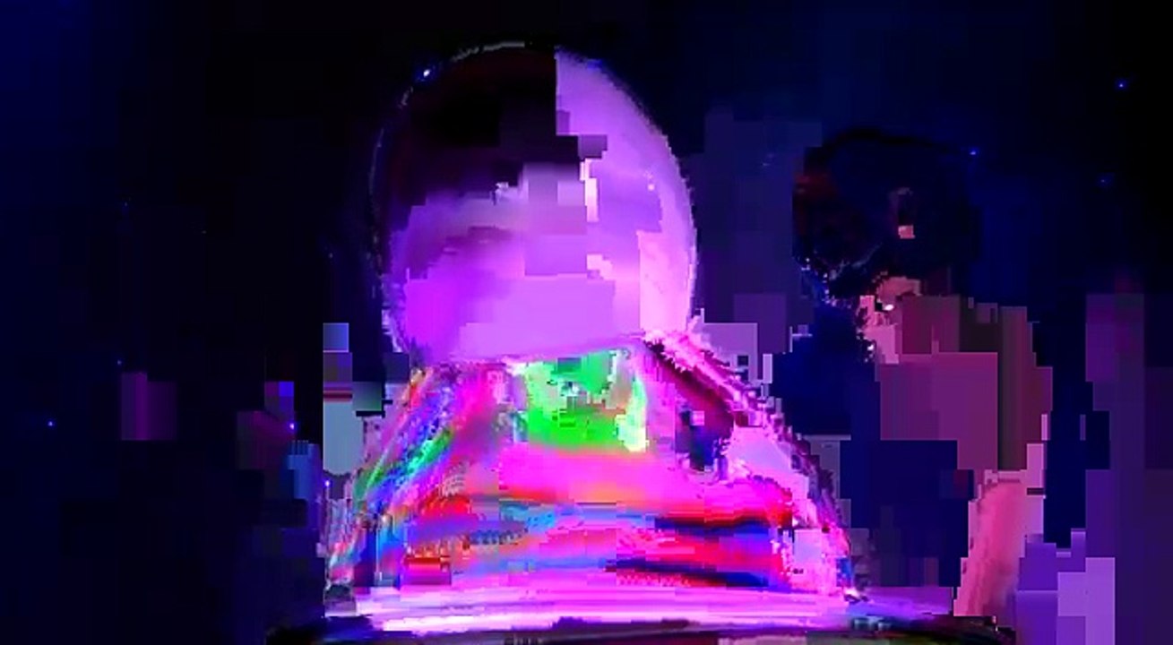 bubble master making big bubbles