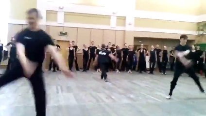 HOPAK - UKRAINIAN NATIONAL DANCE