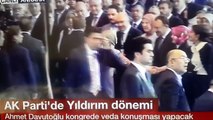 Sare Davutoğlu ile Berat Albayrak arasında tokalaşma
