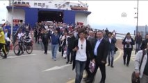PTT 1.lig'e Yükselen Bandırmaspor'un Yöneticileri ve Taraftarları İlçeye Döndü