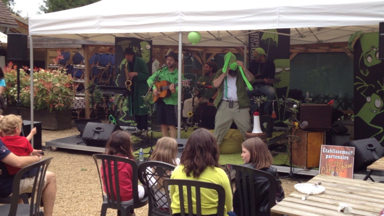 Les Décalés du Bocage au Café Show
