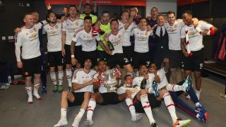 Manchester United's Dressing room Celebrations | HD Video