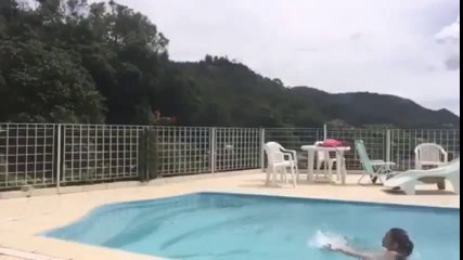 Pool Challenge tags with mother! | HD