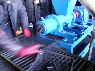 PRES KÖMÜR MAKİNASI 3 TON KAPASİTELİ