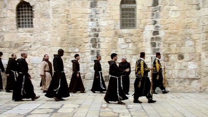 _DSC6971 Jérusalem, arrivée des Chevaliers de Malte au Saint-Sépulcre CLIP