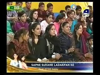 Mehwish Hayat Sings Live in Utho Jago Pakistan