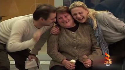 Loja Mbaroi  - kamera me popull akullorja