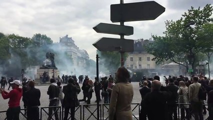 Download Video: Auseinandersetzungen zwischen der Polizei und Demonstranten in Paris