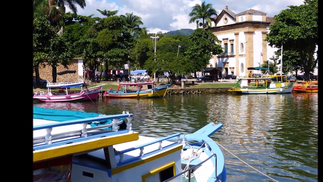 BRESIL PARATY PETITE VILLE COLONIALE (1)