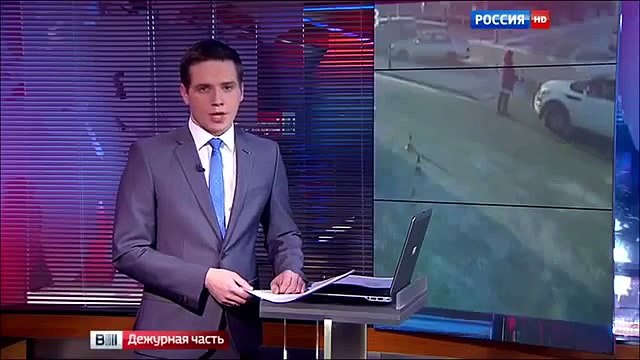 СМОТРИ ШОКИРУЮЩИЕ ВИДЕО! В Иркутске ЖЕНА ЧИНОВНИКА сбила мужчину Новости 28 12 2015 РОССИЯ