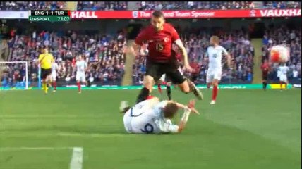 Harry Kane Missed Penalty - England 1 - 1 Turkey 22.05.2016