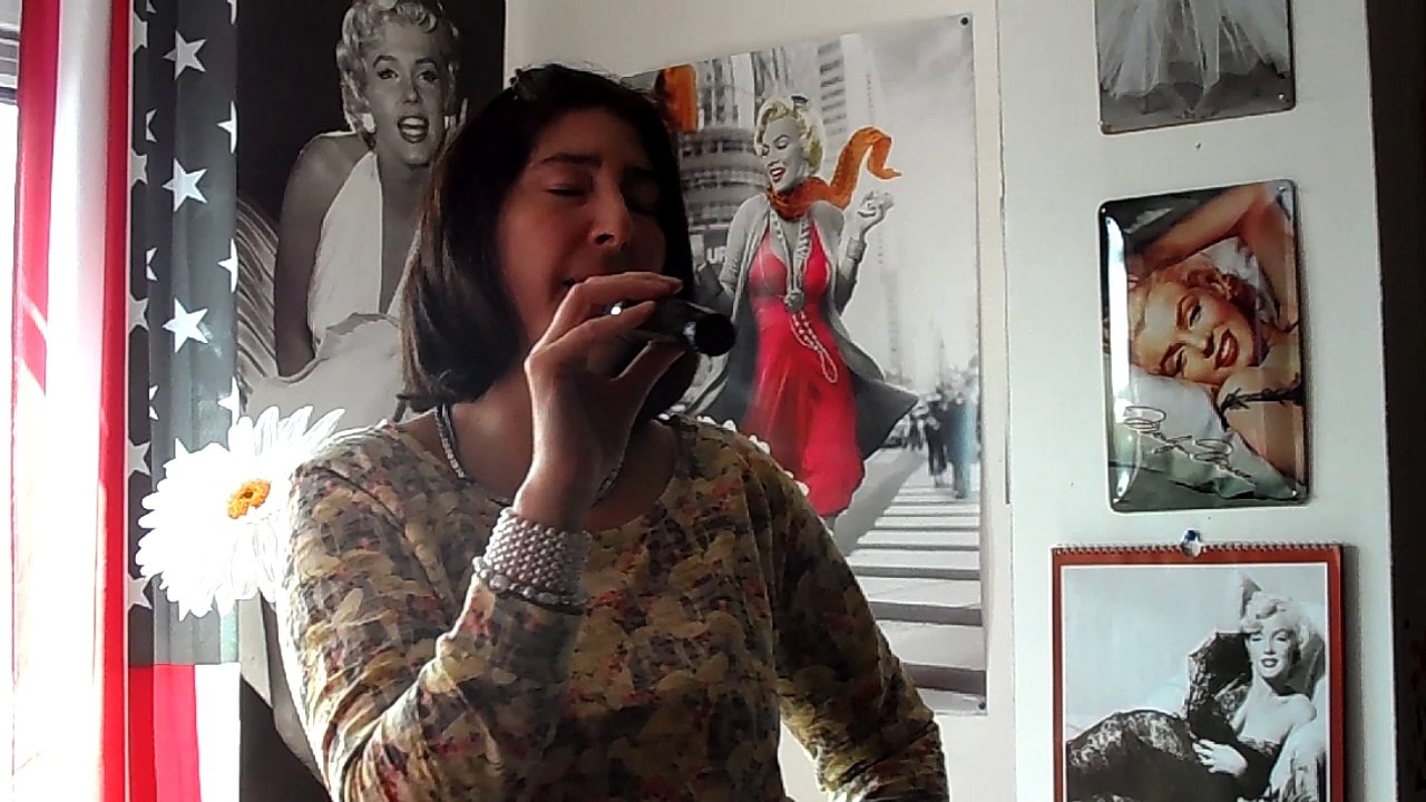 charles aznavour  les plaisirs démodé