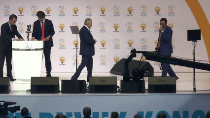 Türkei: Regierungspartei wählt Yildirim zum neuen Vorsitzenden