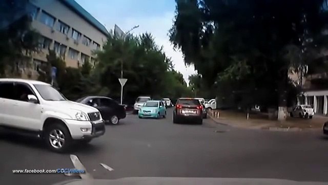 Russian Car Crash - Crazy Russian Drivers - fail Compilation 2016