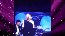 Kate Hudson Sings Prince Song 'Nothing Compares 2 U' at Goldie Hawn Charity Event