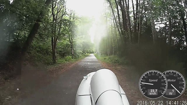 Velomobile Quest 474 - Overlaying speedo and e-motor power gauges from Cycle Analogger data in a ride video